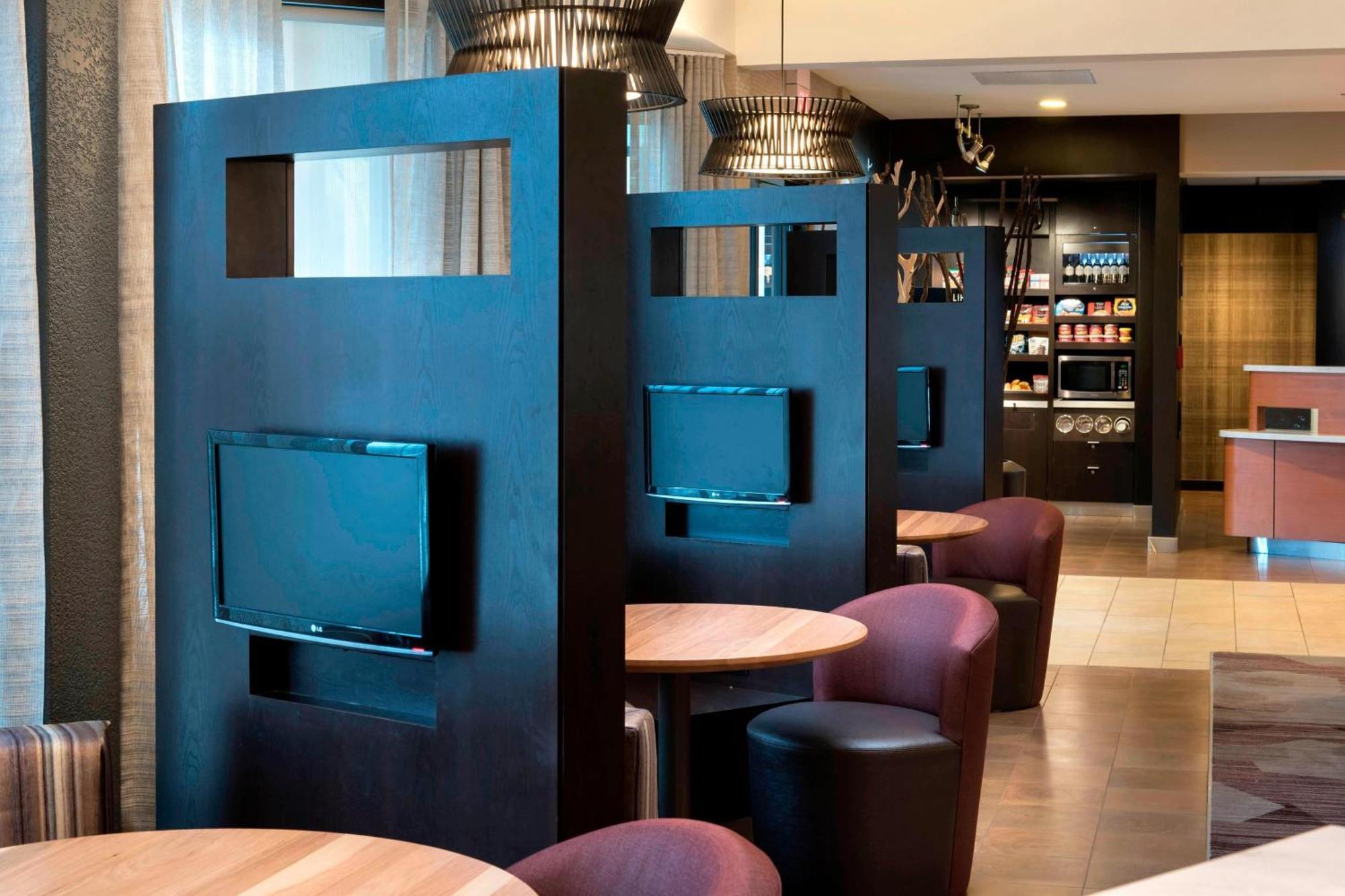 Courtyard By Marriott Chicago Waukegan / Gurnee Ξενοδοχείο Εξωτερικό φωτογραφία