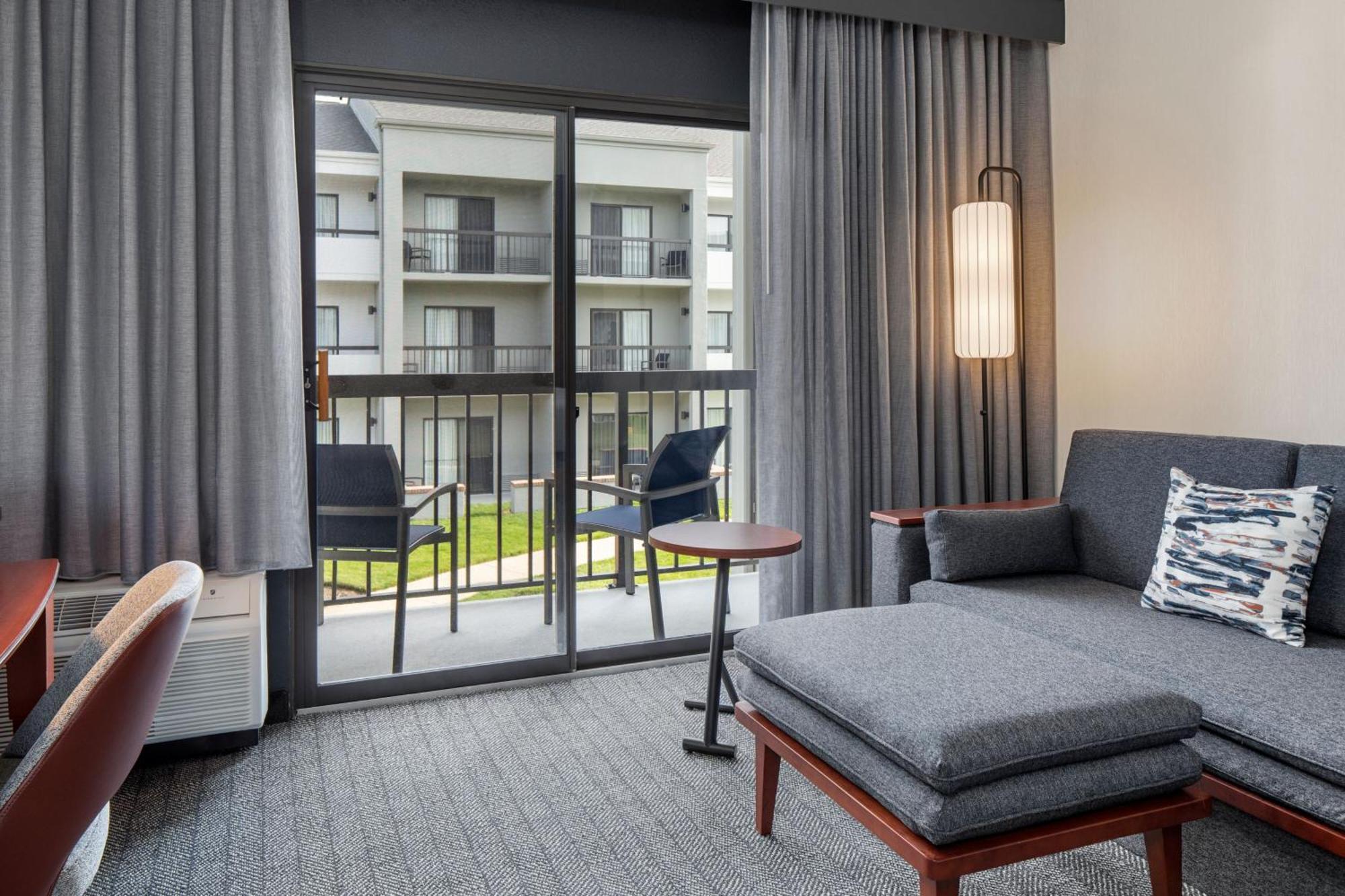 Courtyard By Marriott Chicago Waukegan / Gurnee Ξενοδοχείο Εξωτερικό φωτογραφία