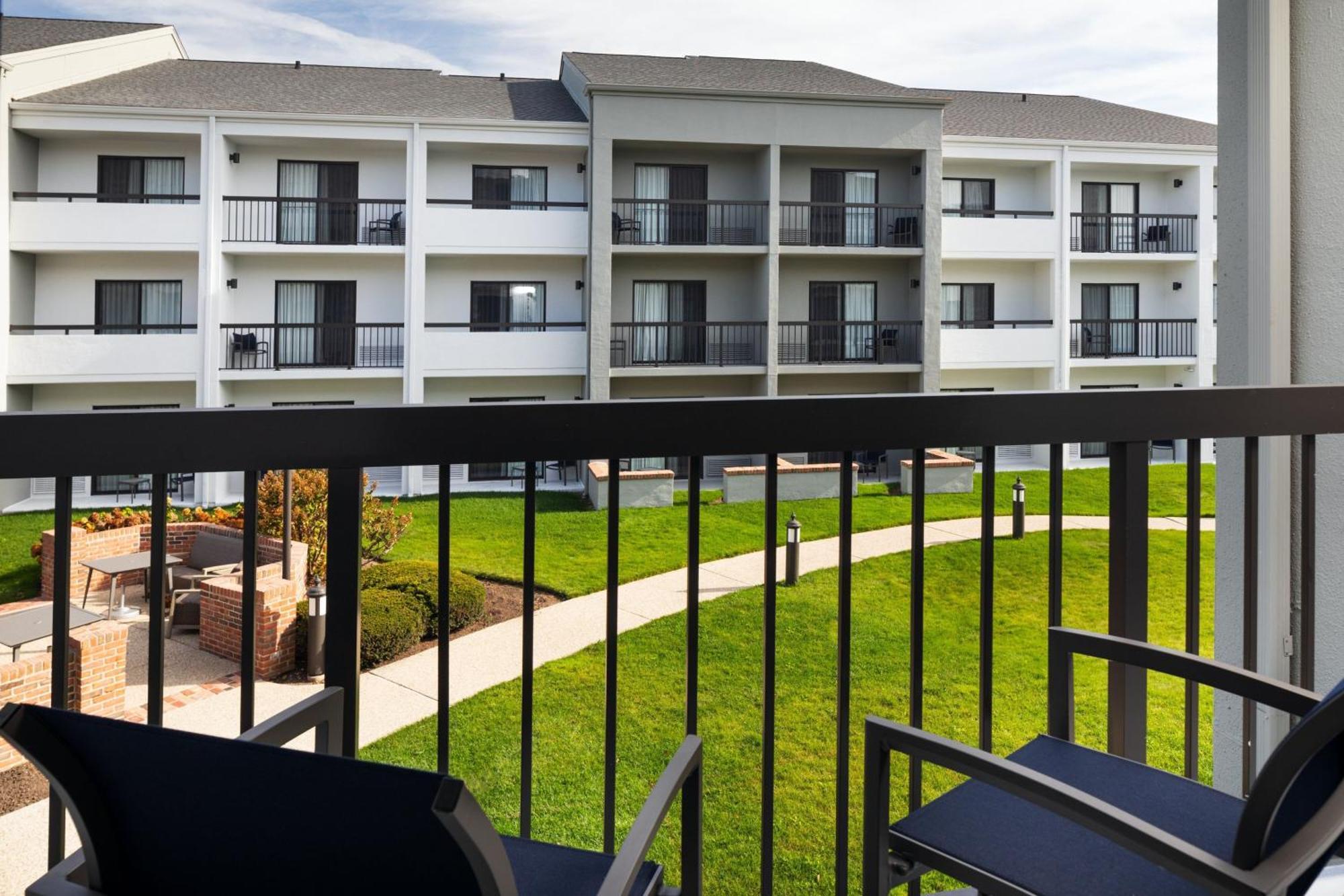 Courtyard By Marriott Chicago Waukegan / Gurnee Ξενοδοχείο Εξωτερικό φωτογραφία