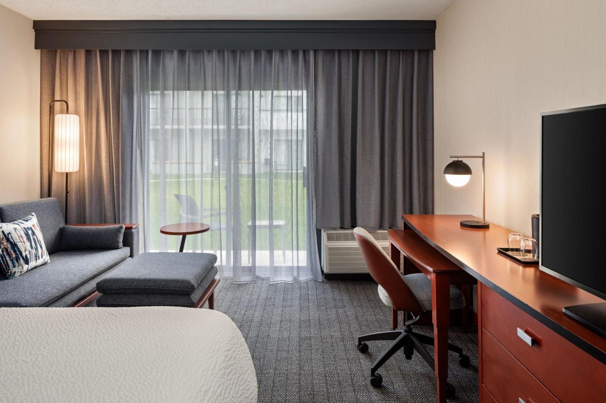 Courtyard By Marriott Chicago Waukegan / Gurnee Ξενοδοχείο Εξωτερικό φωτογραφία